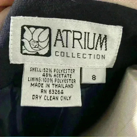 Women’s Vintage Atrium Navy Blazer Gold Buttoms Tan Collar Size 6 - Picture 3 of 9